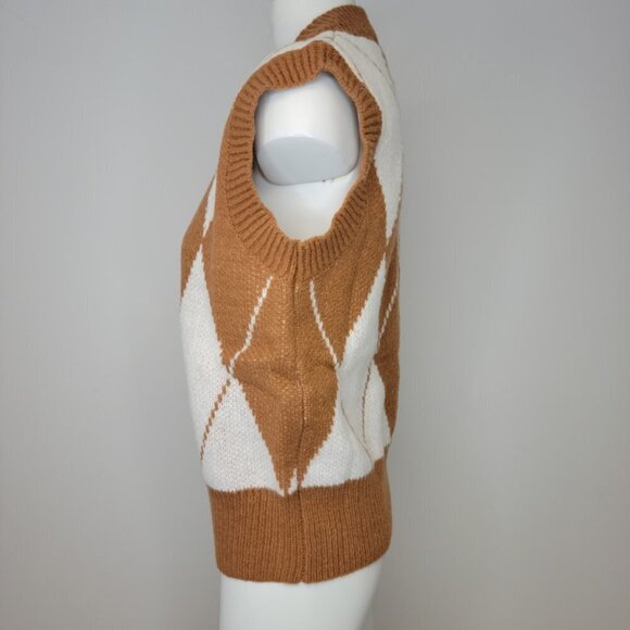 SHEIN  Knit Sweater Vest - Picture 4 of 8